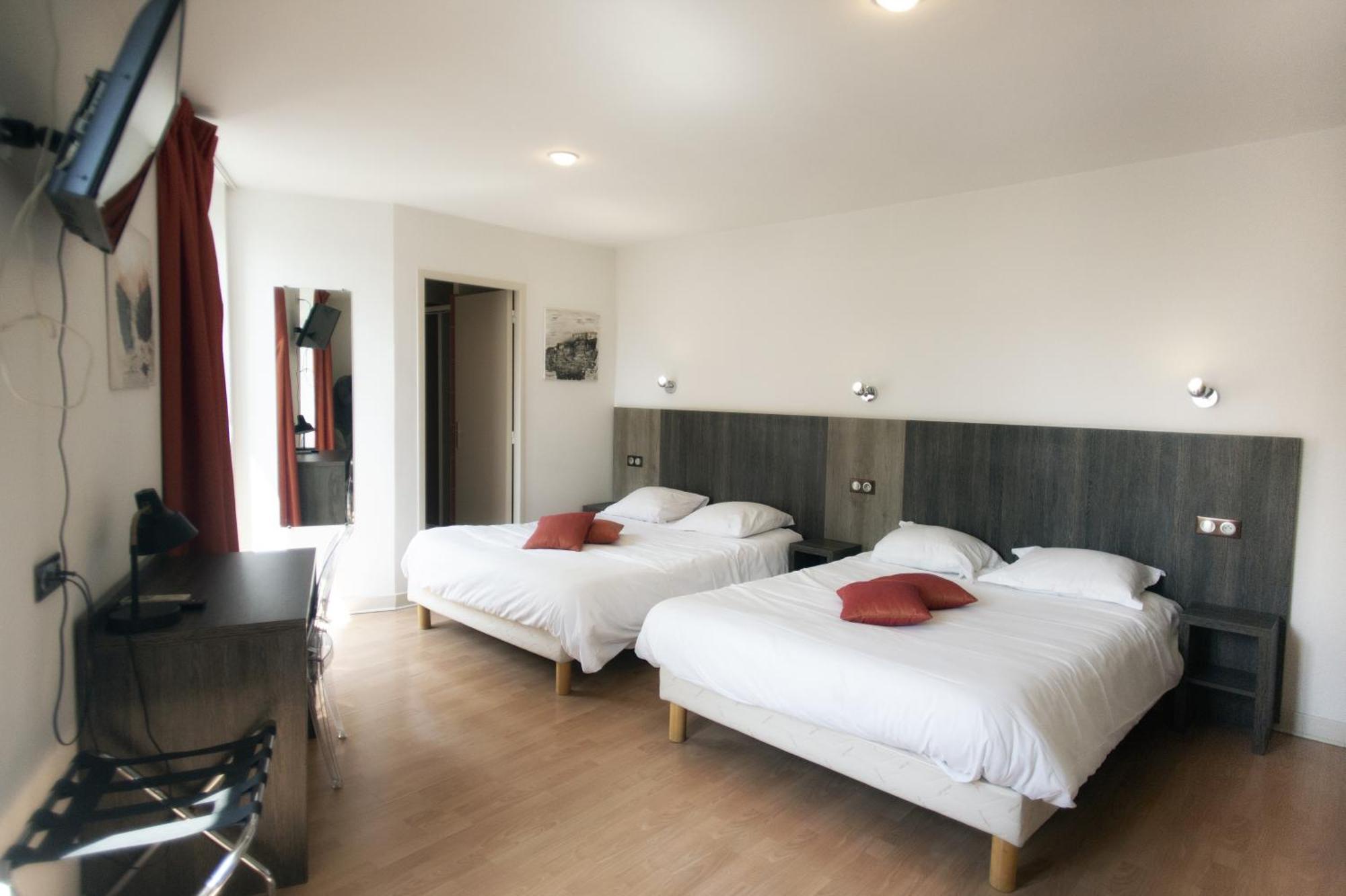 Saint-Céré Le Victor Hugo - Hotel Et Restaurant - Logis Hotels מראה חיצוני תמונה