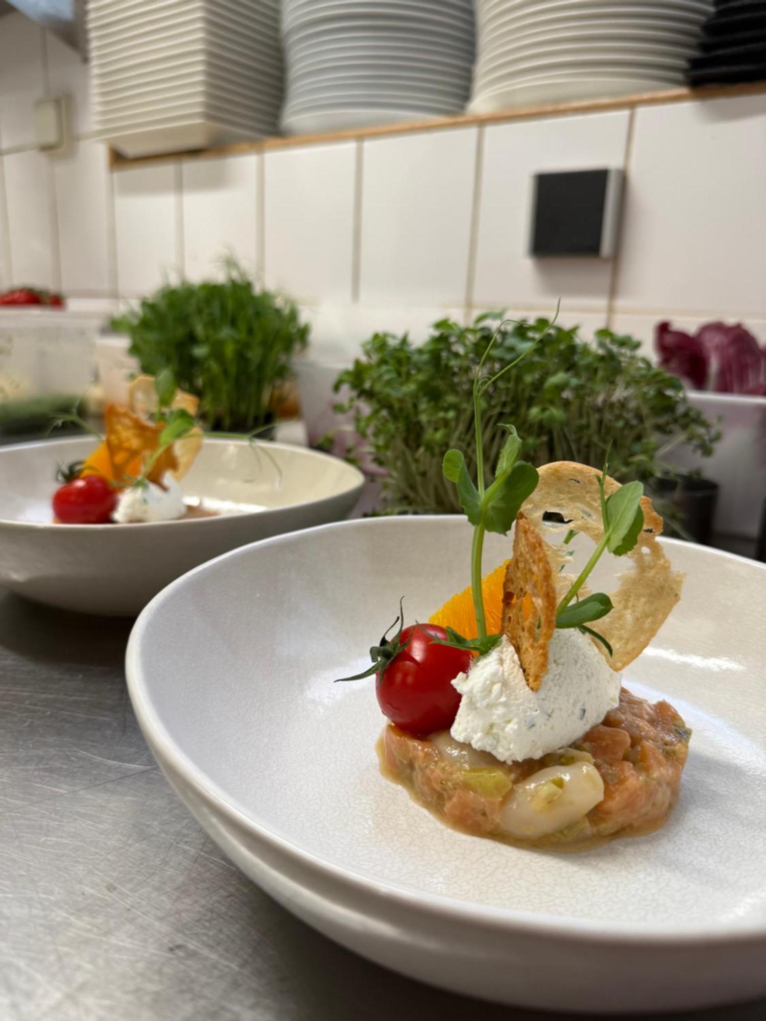Saint-Céré Le Victor Hugo - Hotel Et Restaurant - Logis Hotels מראה חיצוני תמונה