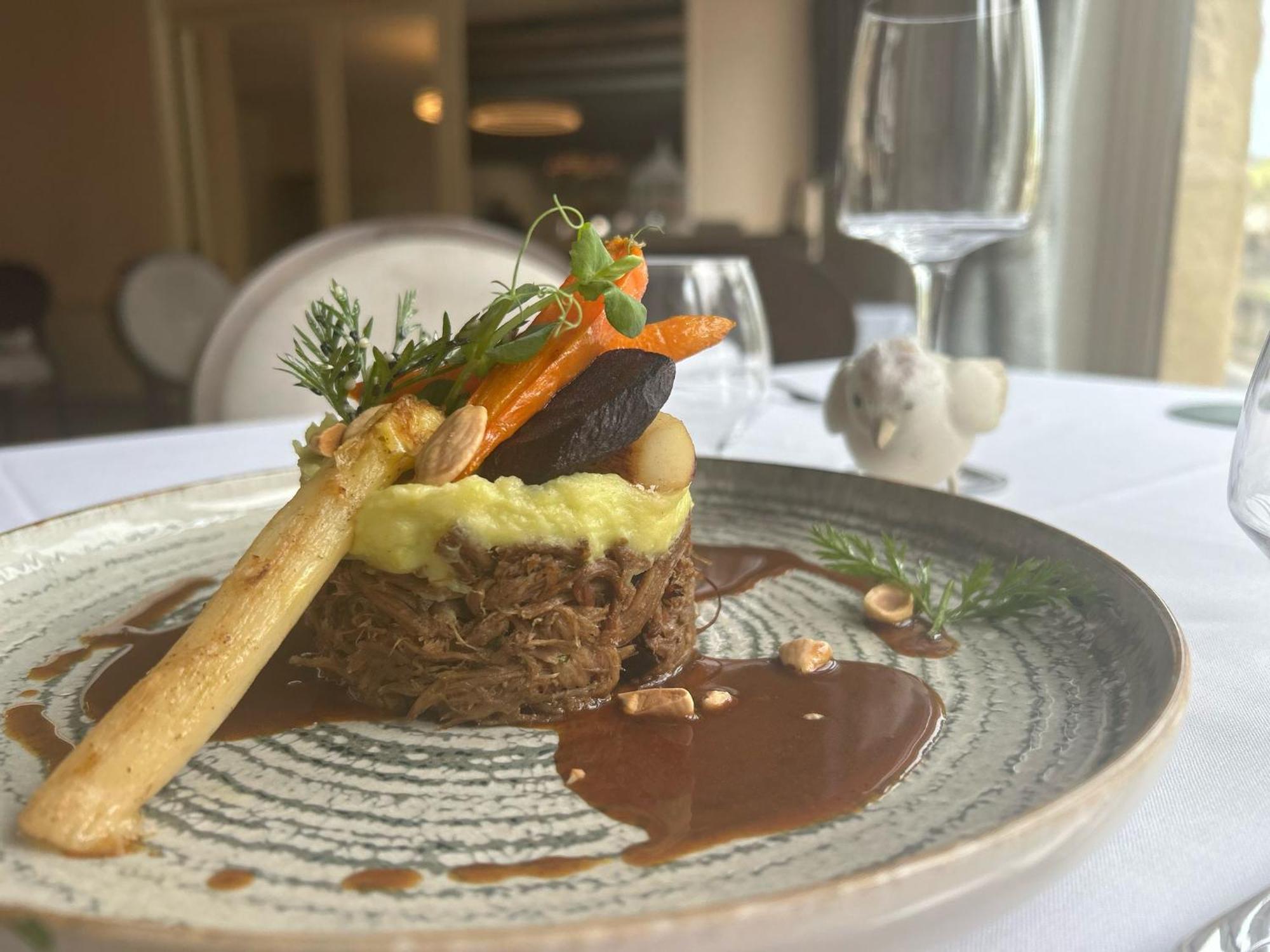 Saint-Céré Le Victor Hugo - Hotel Et Restaurant - Logis Hotels מראה חיצוני תמונה